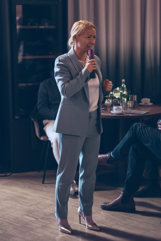 _UnternehmerFru╠êhstu╠êck_JS_Arena_2