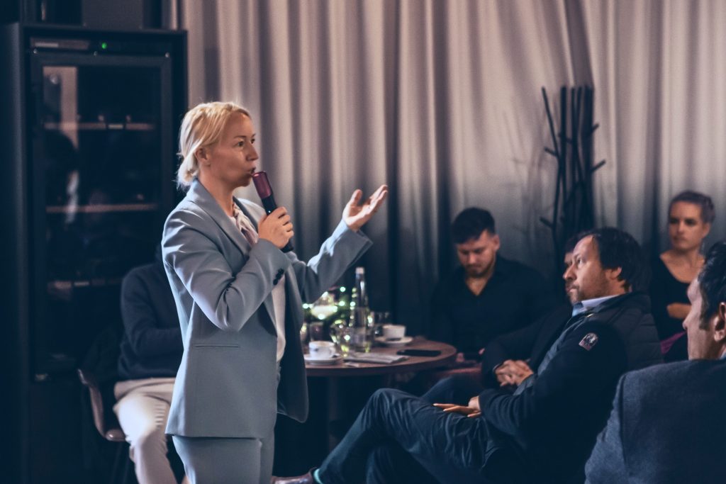 _UnternehmerFru╠êhstu╠êck_JS_Arena_7